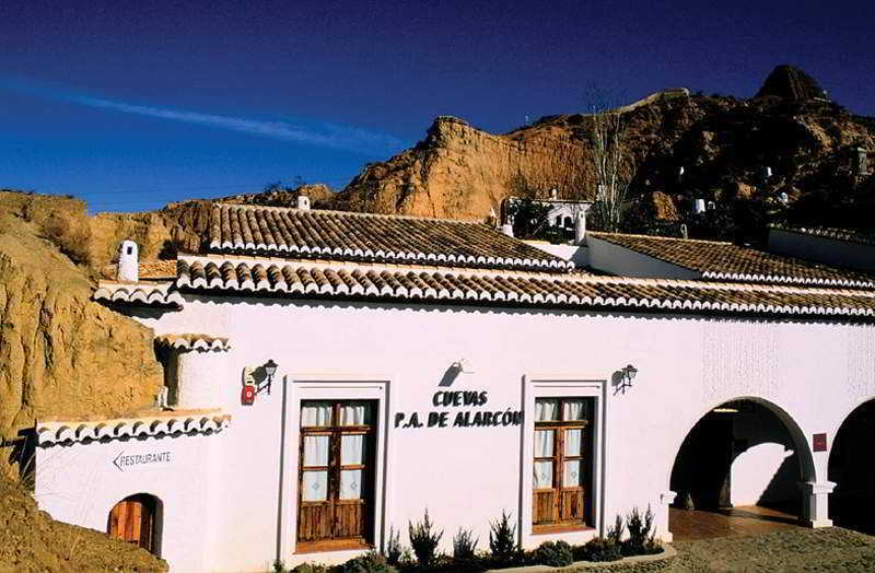 Апартаменты Cuevas Pedro Antonio De Alarcon Гвадикс Экстерьер фото